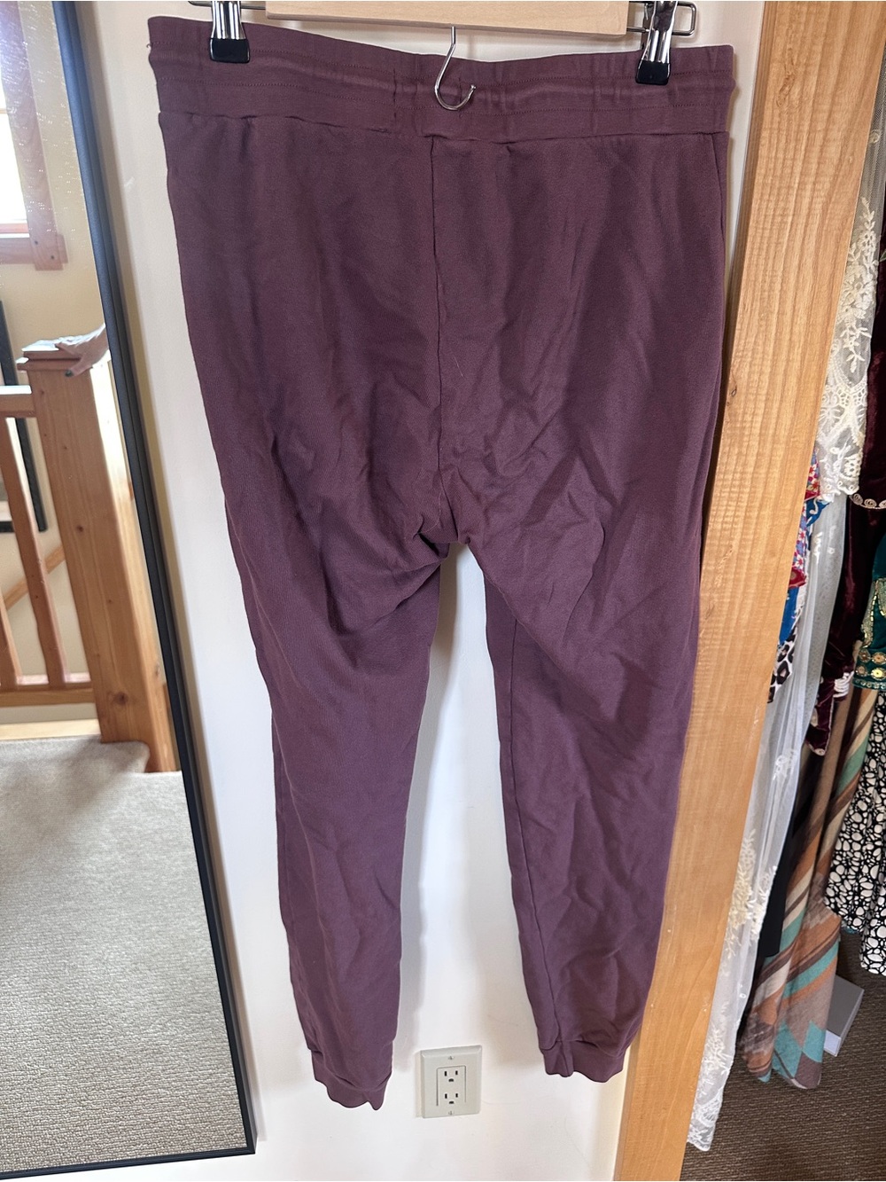 Plum jogger mate the label size small EUC - Picture 2 of 3